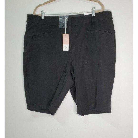 Lane Bryant Pants - NEW Lane Bryant Size 22 Black Allie Bermuda Short Stretch Stretch Cotton Blend